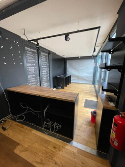 Prodejní kontejnerový stánek 9,5 x 2,7 m - 9