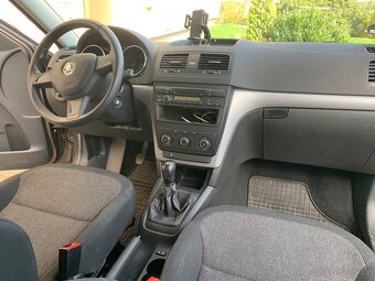 ŠKODA YETI 1.2 TSI 77KW •KLIMA•VÝHŘEV•TAŽNÉ ZAŘÍZENÍ• - 9