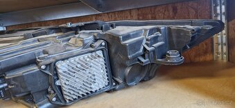 Leve predni led svetlo audi A6 4K 4k0941039 - 9