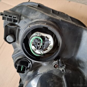 Přední levé světlo  Hyundai H1 origo dil - 9