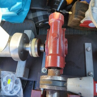 Mlýnek na maso 32 - 9