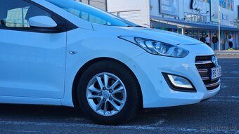 Hyundai i30 1,6 GDI 99kW jen 64.000km - 9