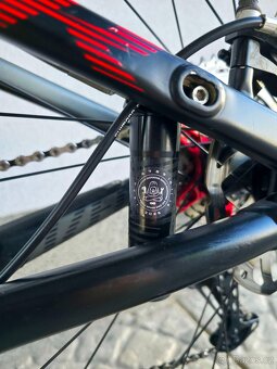 Horské kolo Specialized Epic Comp M5 2015 29″ - 9