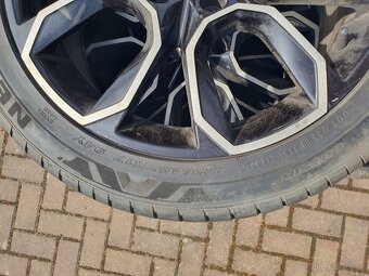 Alu disky R17x7.0, rozteč 5x112, letní pneu Nexen - 9