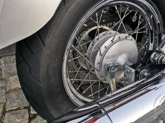 Suzuki Intruder 250 - 9
