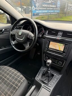 Škoda Superb 2,0 TDi 103 kW - 9