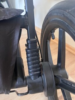 Thule Urban Glide 2 + korba a příslušenství - cena k jednání - 9