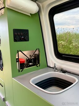 Volkswagen Transporter T6 Campervan - 9