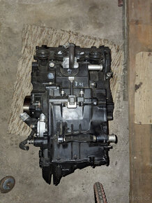 Prodám motor Kawasaki ZX-10R, model 2008-10, typ ZXT00DE - 9