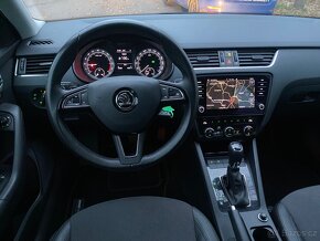 Škoda Octavia Combi STYLE 1.6TDi 85kw DSG - 9