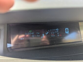 Renault grand espace IV 2.0T automat - 7 míst - 9