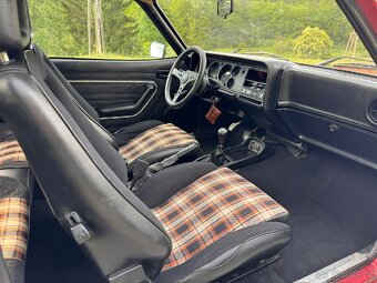Ford Capri 3.0 V6 ESSEX - 9