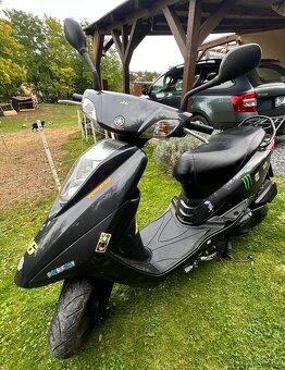 Skútr Yamaha Vity 125 - 9