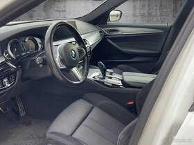 BMW Řada 5, 520d xDrive Touring M Sport DPH - 9