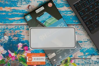 Tvrzené sklo Mocolo 3D,5D,UV pro Xiaomi, Redmi a Poco - 9