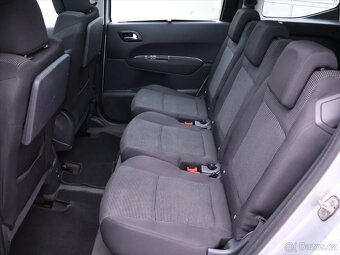 Peugeot 5008 1,6 16V Premium 7Míst Panorama (2011) - 9