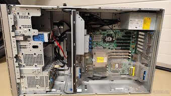 Server HP ProLiant ML350e Gen8 - 9