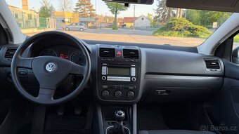 VW Golf 5, 1.9Tdi, velmi hezky stav, tazne, klimatizace - 9
