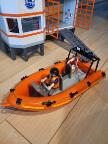Playmobil vodní záchranná stanice - 9