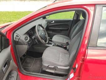 Ford Focus 1.6i - 74 kW - klimatizace - 9