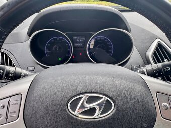 Hyundai IX35 1.6 GDi TRIKOLOR PLUS koup.ČR - 9