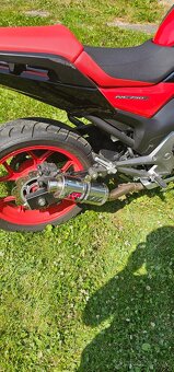 Honda CR 750 SA - 9