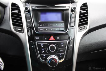 Hyundai i30 1.6i 88kW 56.000KM 1.MAJ. ČR (2016) - 9