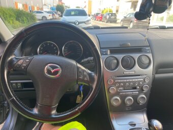 Mazda 6 2,3 benzín - 9