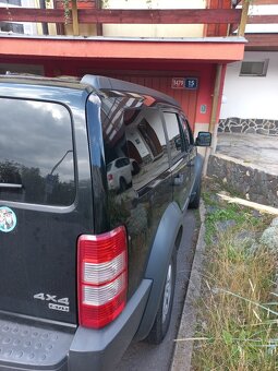 Dodge Nitro - 9