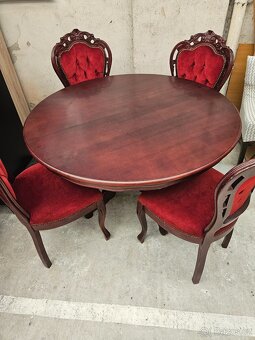 CHESTERFIELD ŠTÝL KOŽENÁ+ROZŤ.STôL+4 STOLIČKY - 9
