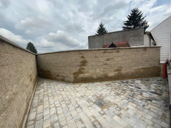 Kompletní Rekonstrukce bytu a koupelen terasu, plotů - 9