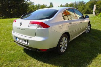 Renault Laguna III 2.0T benzín, automatická převodovka. - 9