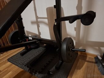 Posilovací věž + kotouče - 9