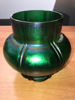 Sběratel nabízí staré secesní vázy - 9