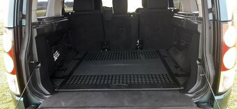 Land Rover Discovery 4 - 9