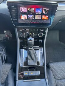 Škoda Superb III kombi 2,0 Tdi 110kw DSG - 9