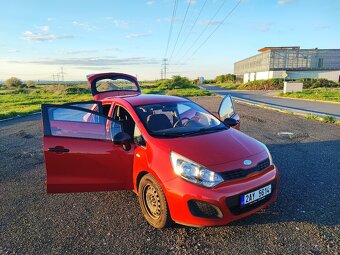 Kia Rio 2012 1.4 benzín 80 kW - 9