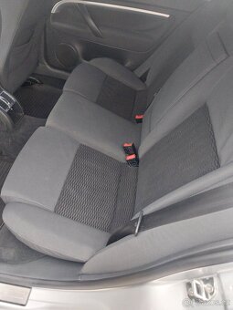 Škoda superb 2.0Tdi FACELIFT 6rychlostí - 9