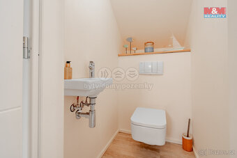 Prodej rodinného domu, 130 m², Kamenice, ul. Lomená - 9