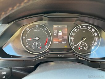 Škoda Superb, 2.0 TDI, 110kW, DSG, Style - 9