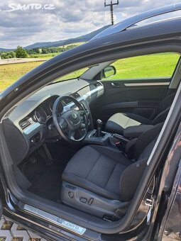 Škoda Superb, 2.0 TDI Combi Elegance Jen 134tkm - 9