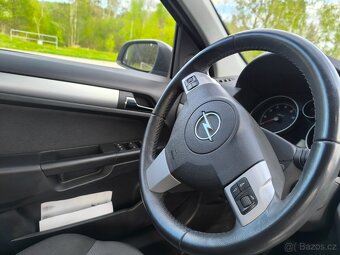 Opel Astra, 1.4i66KW,PĚKNÁ,SERVISKA,VÝBAVA - 9