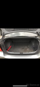 318 i E90, facelift, 4/2011, 105kw - 9