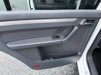 TOURAN CROSS 2.0 TDI - 9