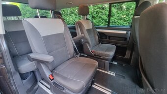VW Multivan T5. 2.0Tdi 103kw Comfortline servis VW rok 2012 - 9