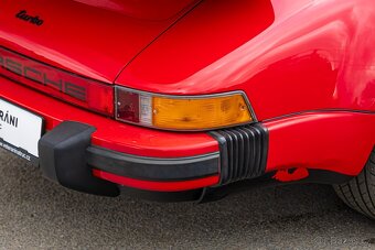 Porsche 911 SC - 9