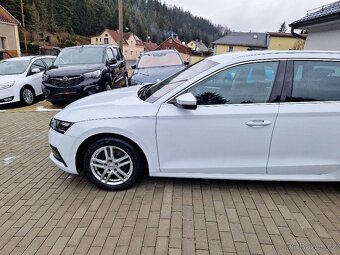 ŠKODA Octavia, 2.0 TDi (110 kW), DSG, r.v. 2022, plný servis - 9