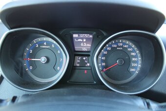 Hyundai i30, 1,4i 73KW, 1.maj.,ČR,serviska, r.v. 2015 - 9