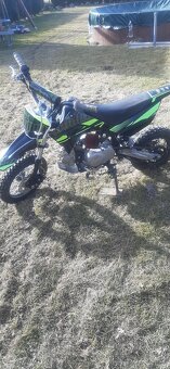 Prodám stomp juice box - 9