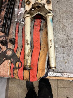 Přední vidlice Jawa pionýr - 9